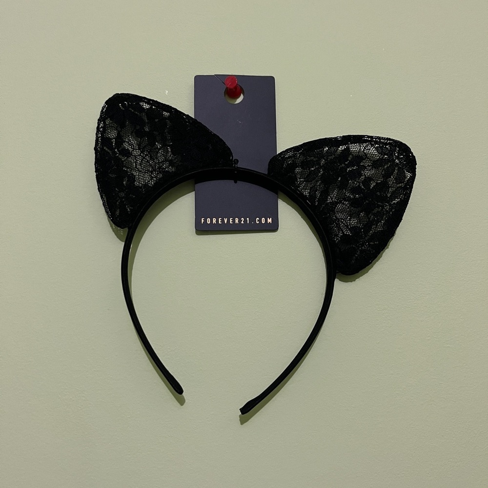 Forever 21 Lace cat ear headband